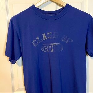 VTG Anvil blue cotton tee ‘Class of 2000’ unisex sz M